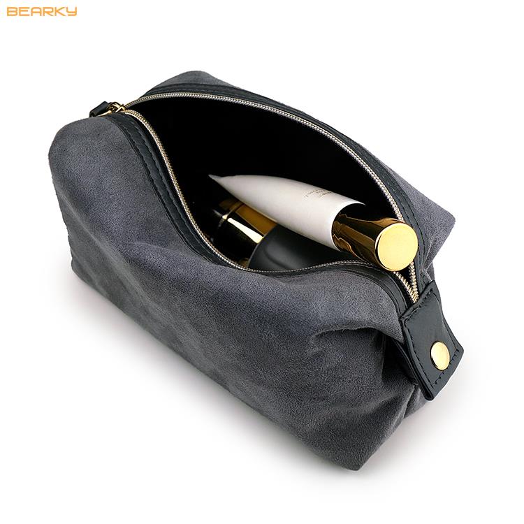 designer-travel-cosmetic-bag-women-pu-leather-double-layer--skincare-designer-luxury-make-up-bag (2)